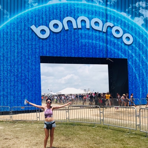 Meet your Posher, Shannon - Picture 3 of 6